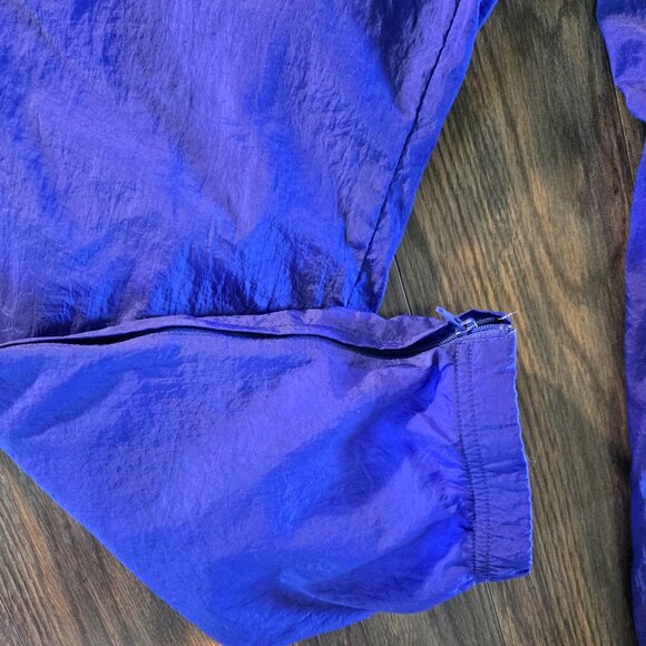 REEBOK Two-Piece Athletic/Athleisure/Jogger Set: Pants & Jacket SIZE M - Picture 4 of 11